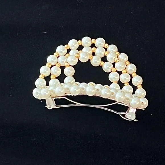 Vintage 1980’s Gold and White Pearl Hair Accessory - Picture 3 of 5